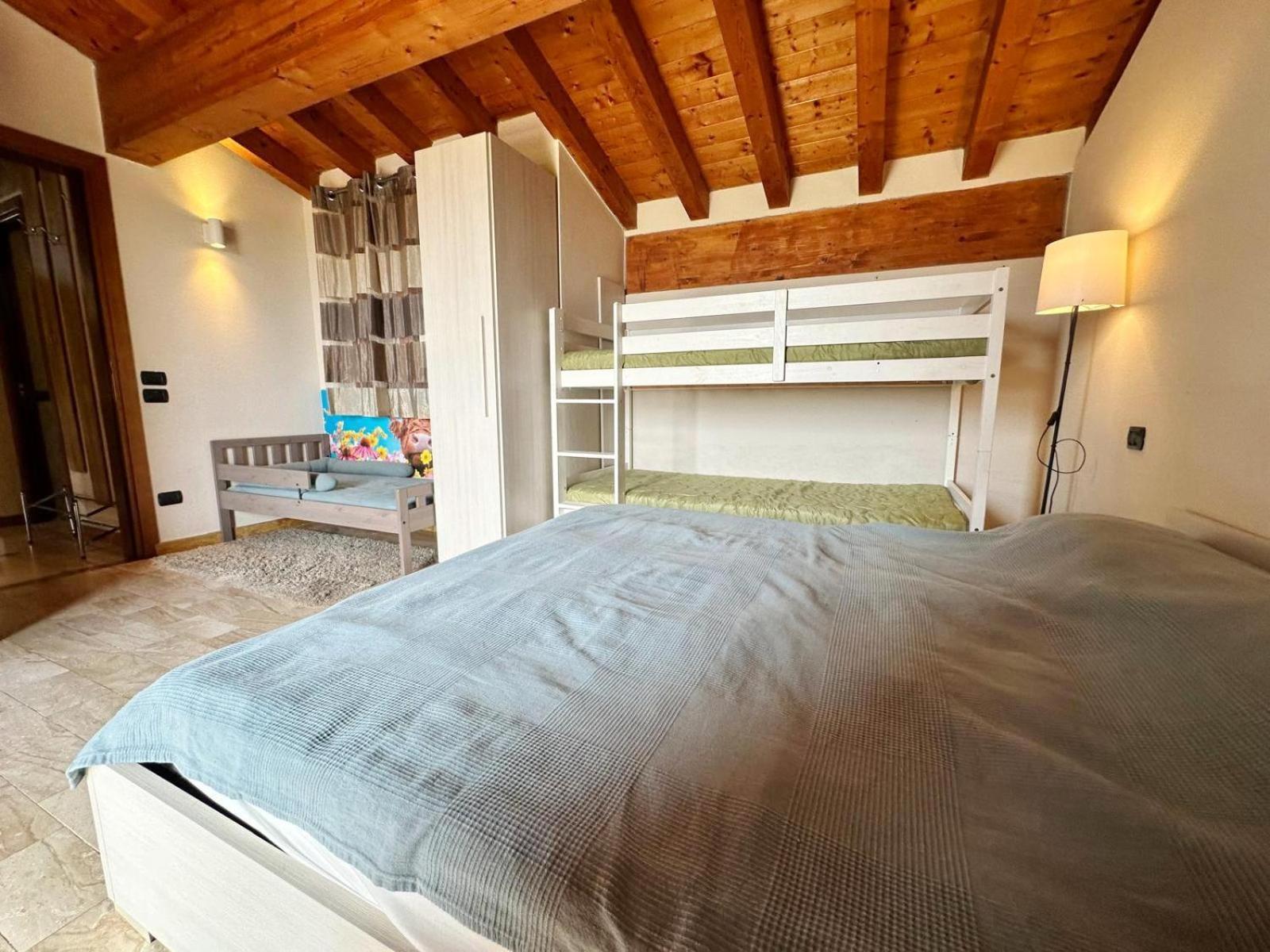 Loft Gardasee Lonato Luaran gambar